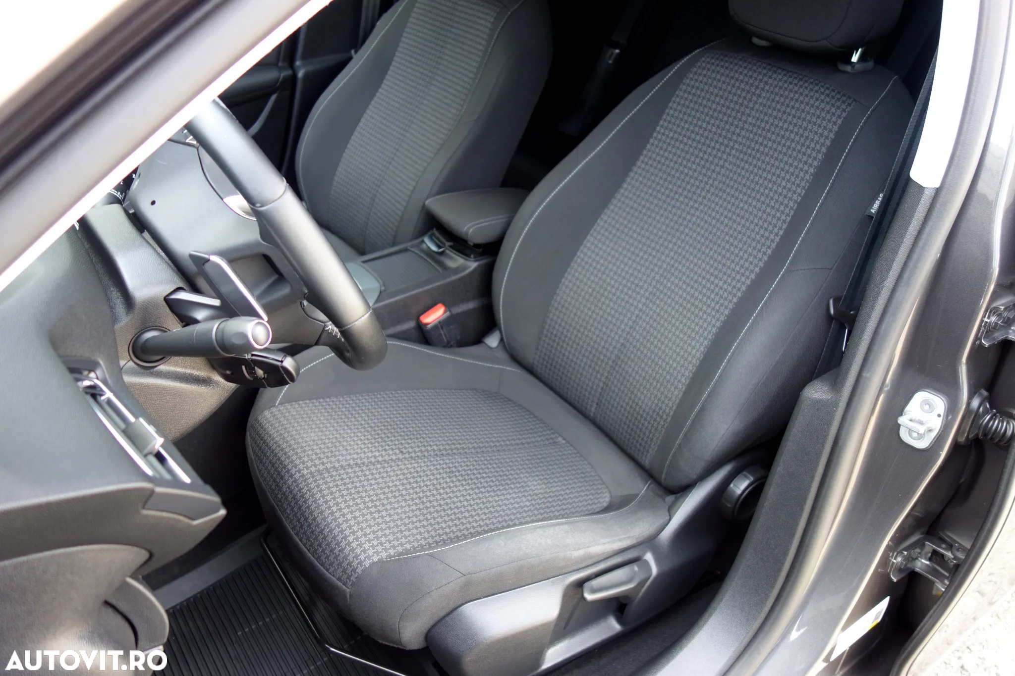 Peugeot 308 1.5 BlueHDi FAP STT EAT8 Active - 17