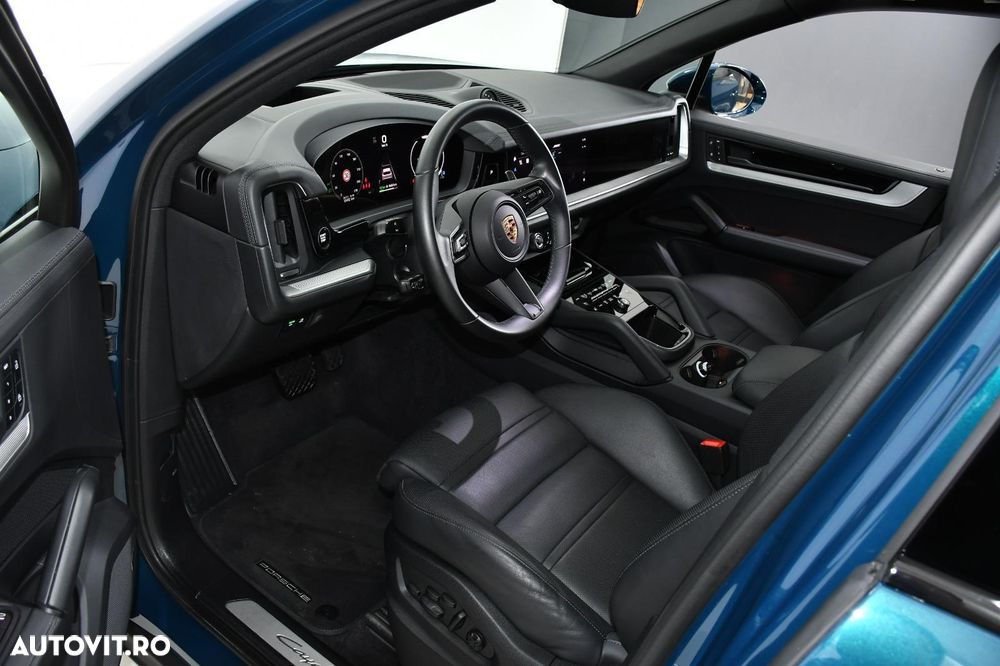 Porsche Cayenne - 8