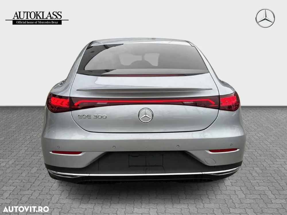 Mercedes-Benz EQE 300 - 6