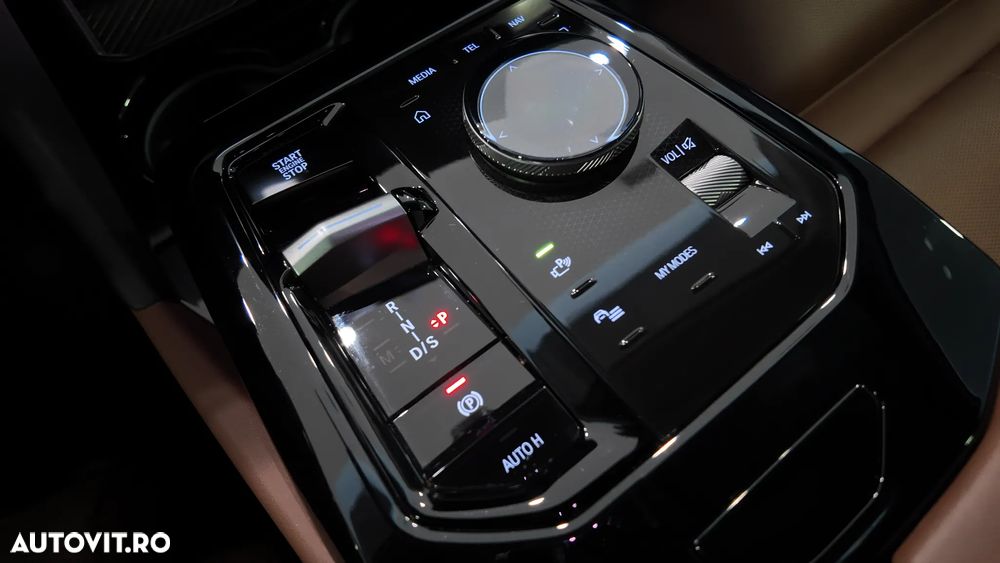 BMW Seria 5 520d xDrive AT MHEV - 26