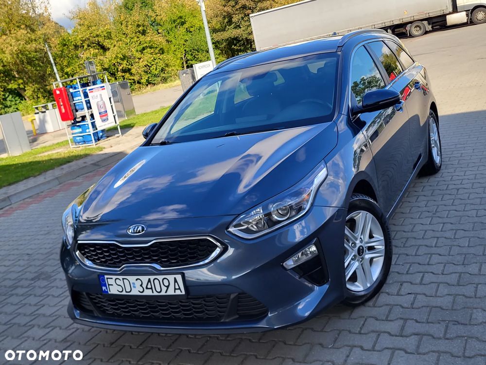 Kia Ceed - 1