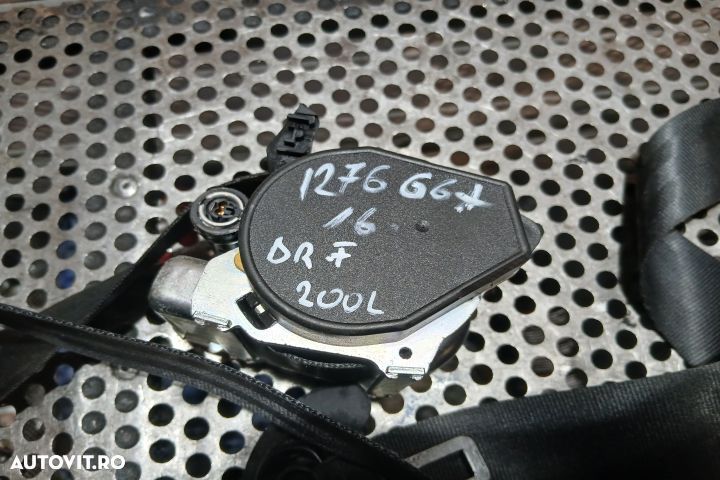 Centura siguranta fata dreapta 1K4857706AK 615811100 1K4857706AK 6158 - 2