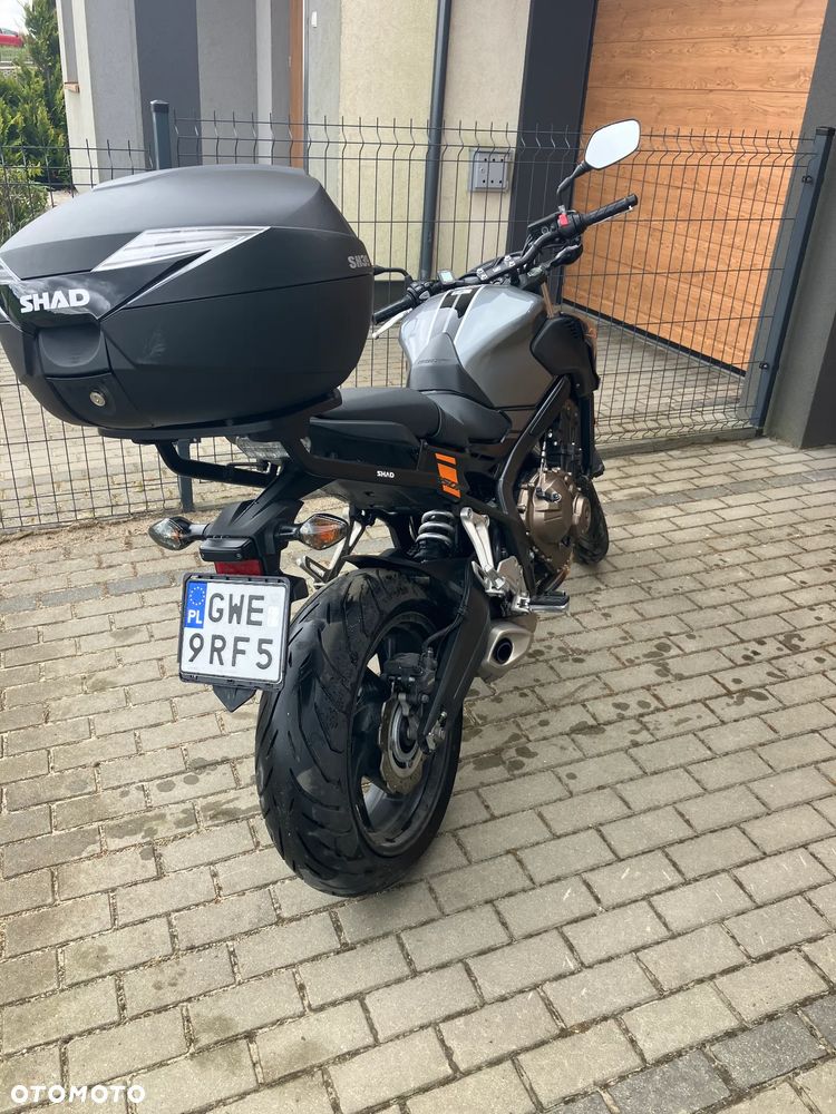Honda CB - 8