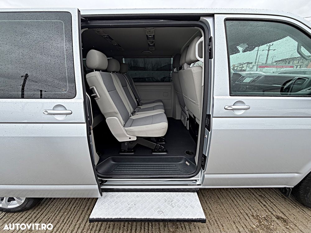 Volkswagen Caravelle KR Comfortline DSG - 8