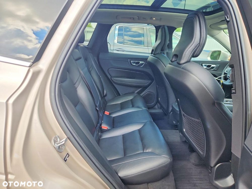 Volvo XC 60 - 13
