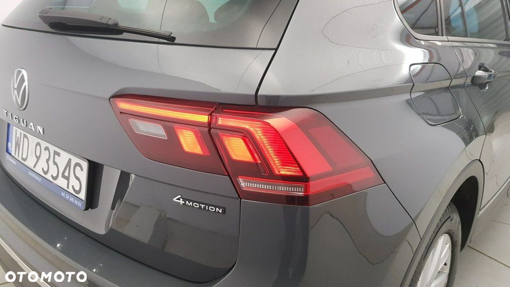Volkswagen Tiguan - 12