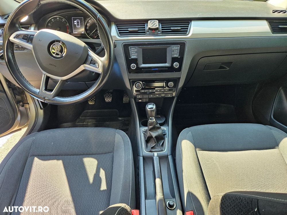 Skoda RAPID 1.2 TSI Ambition - 5