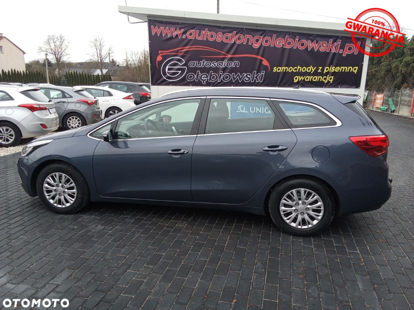 Kia Ceed - 12