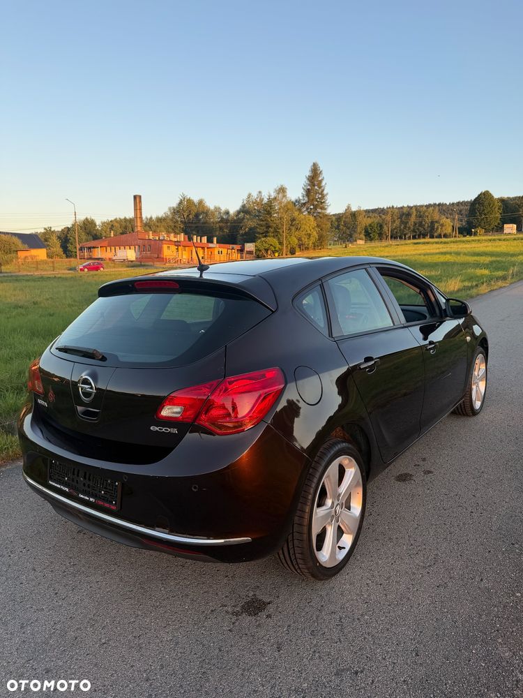 Opel Astra 1.4 - 4