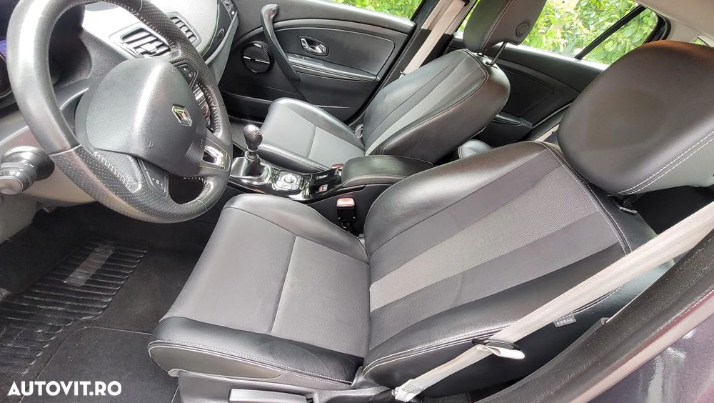 Renault Megane ENERGY dCi 110 Start & Stop Bose Edition - 6