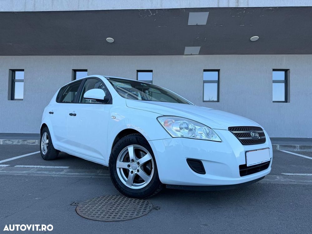 Kia Ceed 1.6 DSL EX CITY - 3