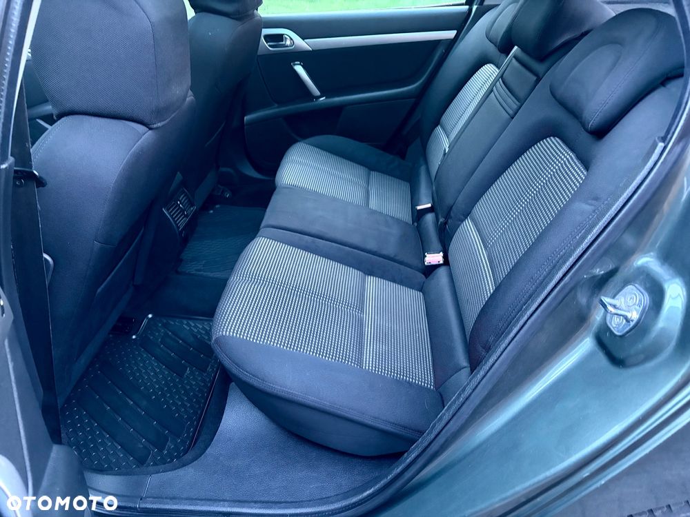 Peugeot 407 HDi 135 Automatik Premium - 21