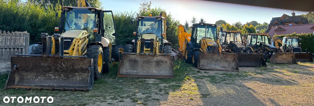 Komatsu WB93S-5EO 2016r 4x4x4 koparko ładowarka duże koła - 26