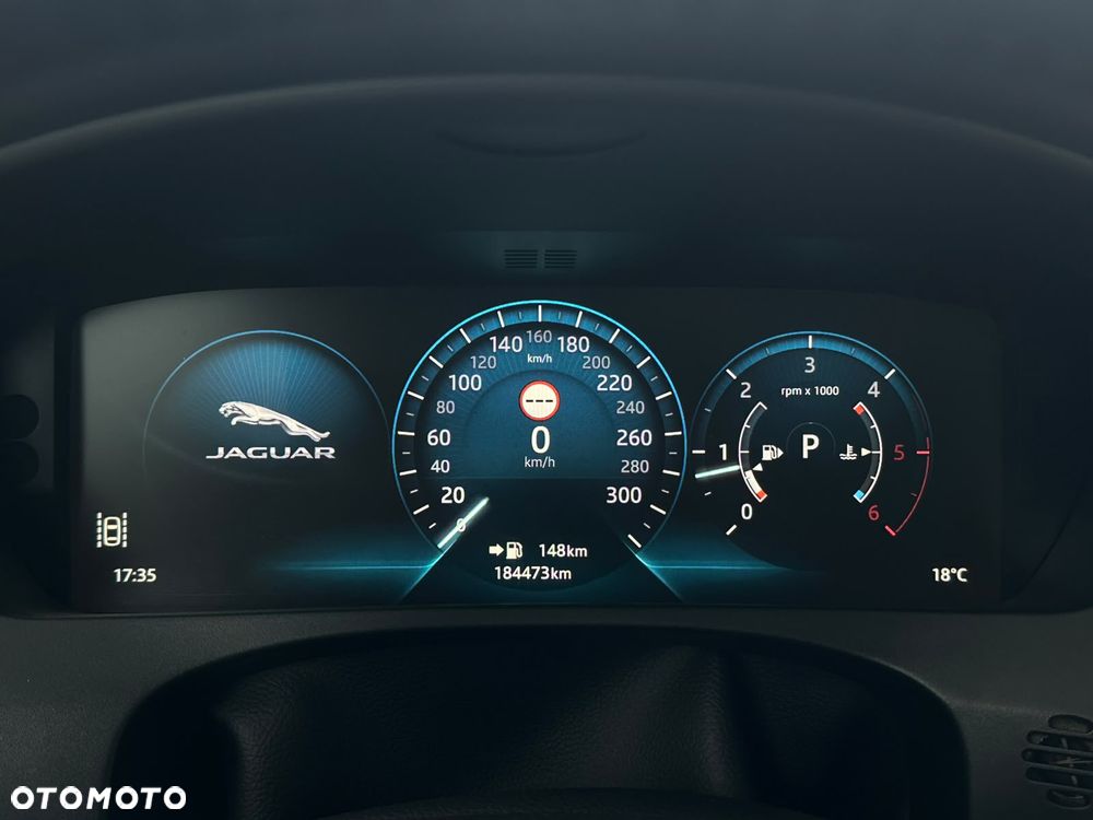 Jaguar F-Pace 2.0 i4D AWD R-Sport - 12