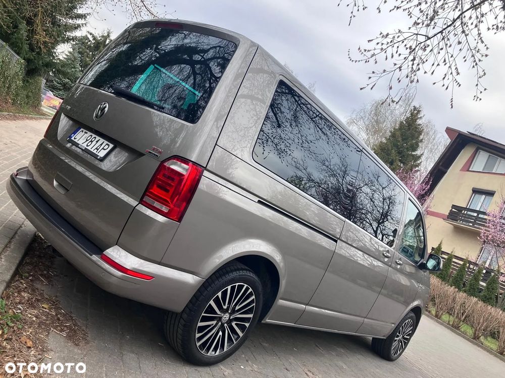 Volkswagen Multivan - 8