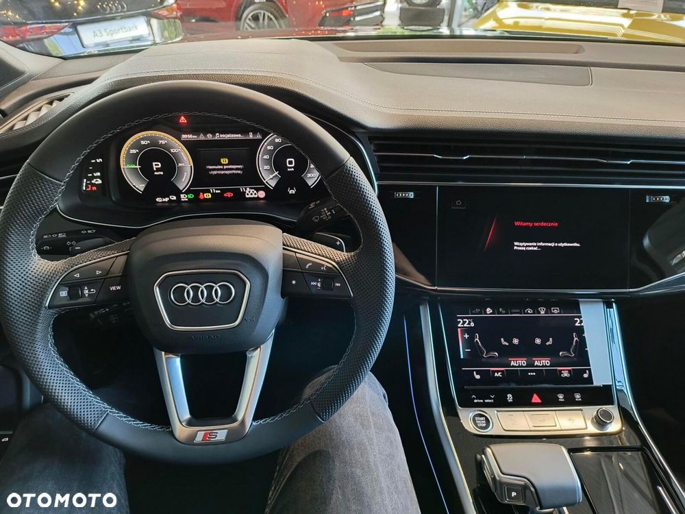Audi Q7 - 11