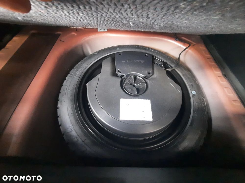 Renault Captur - 32