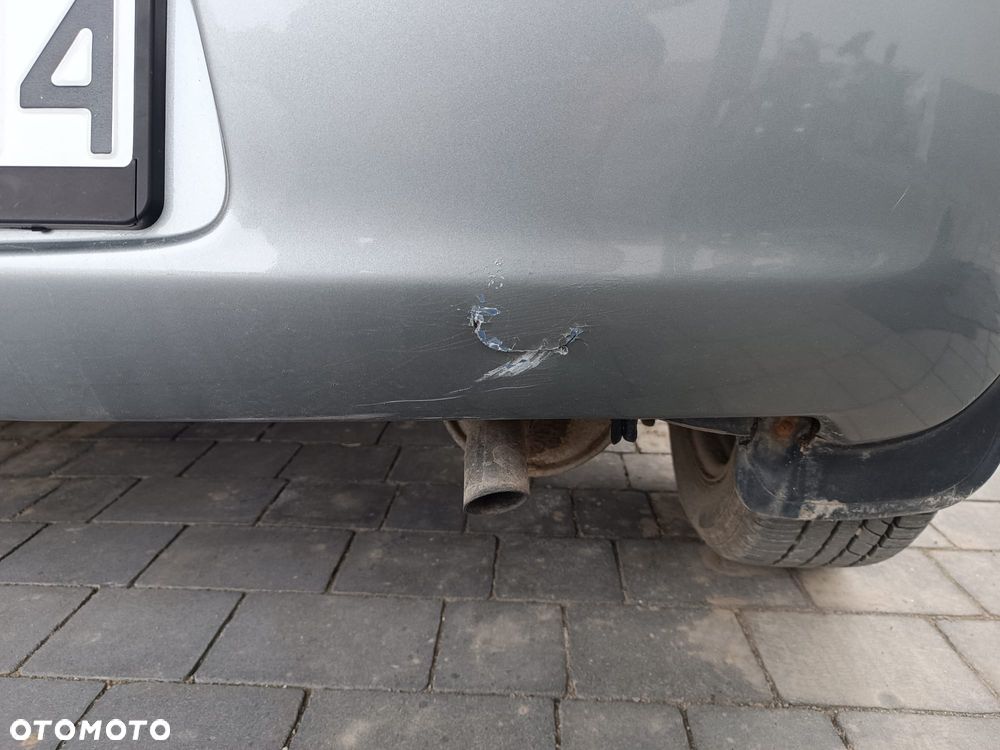 Toyota Yaris 1.3 - 13