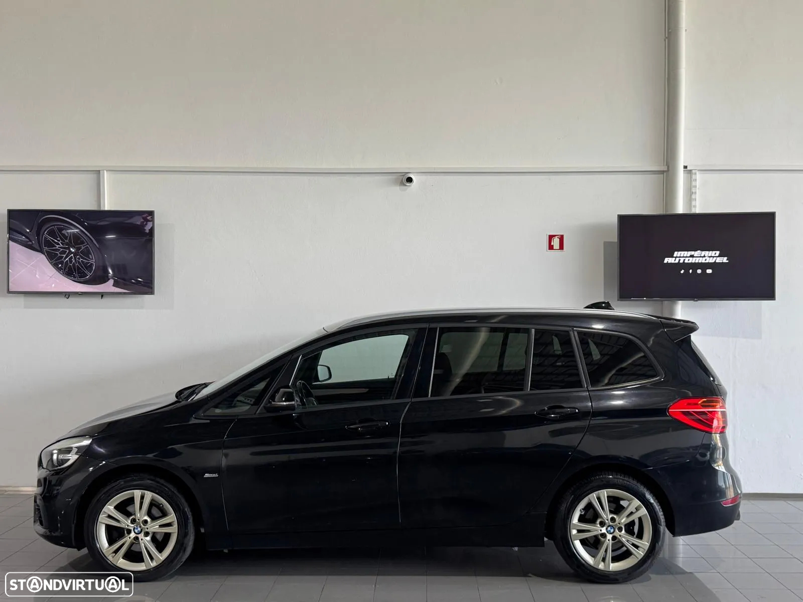 BMW 216 Gran Tourer d - 17