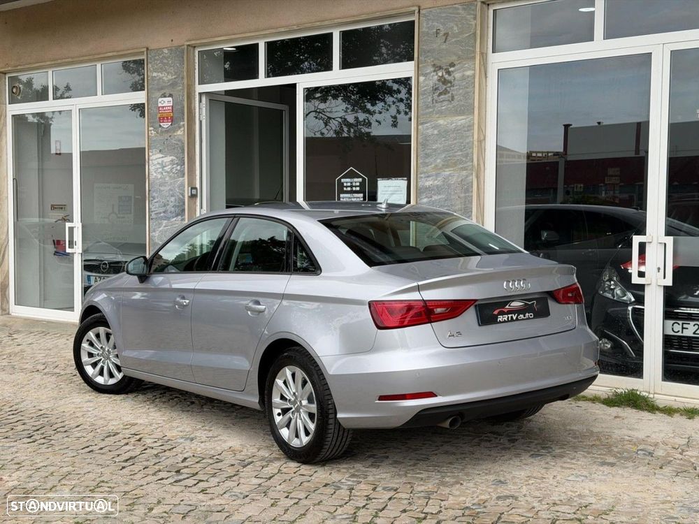 Audi A3 Limousine 1.6 TDI Advance Ultra - 12