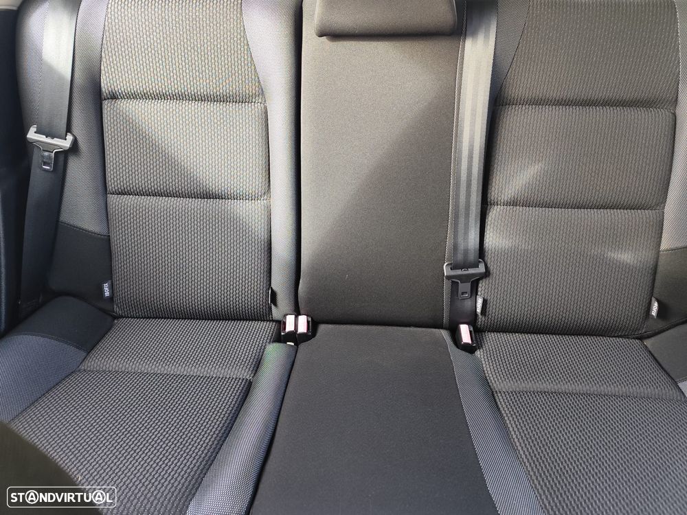 Peugeot 207 1.4 HDi Premium - 3