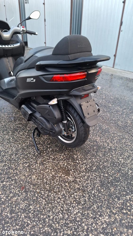 Piaggio MP-3 - 9
