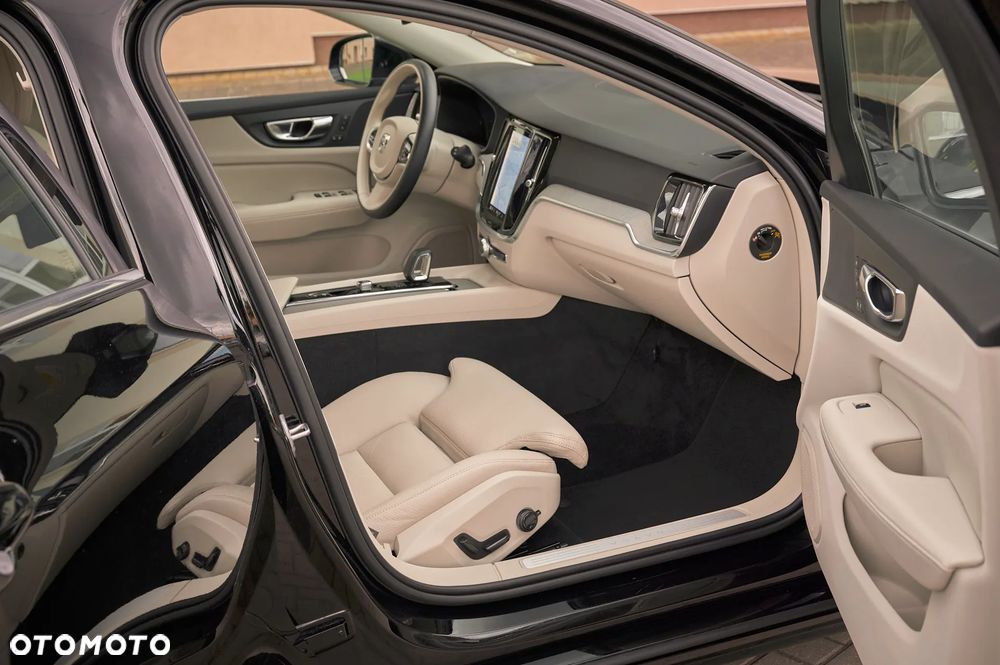 Volvo V60 B4 D Geartronic Inscription - 22