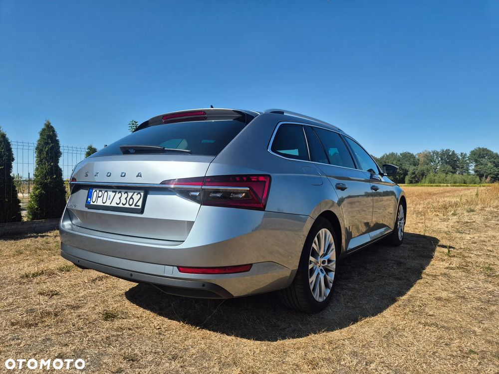 Skoda Superb 2.0 TDI SCR Style DSG - 8
