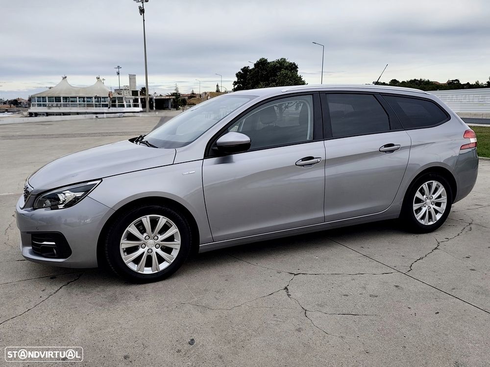 Peugeot 308 SW 1.5 BlueHDi Style - 11