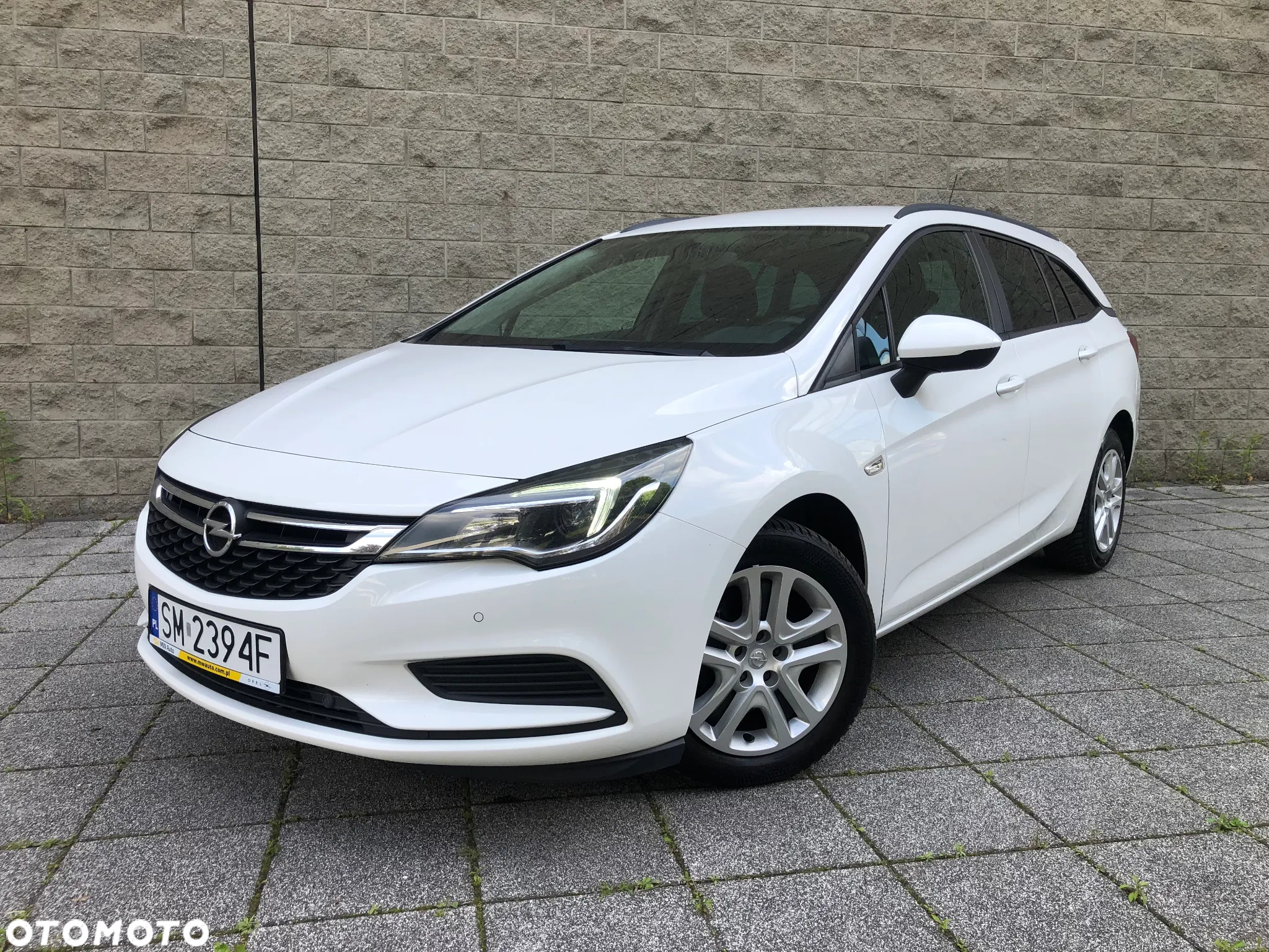 Opel Astra 1.4 Turbo Start/Stop Sports Tourer Edition - 2