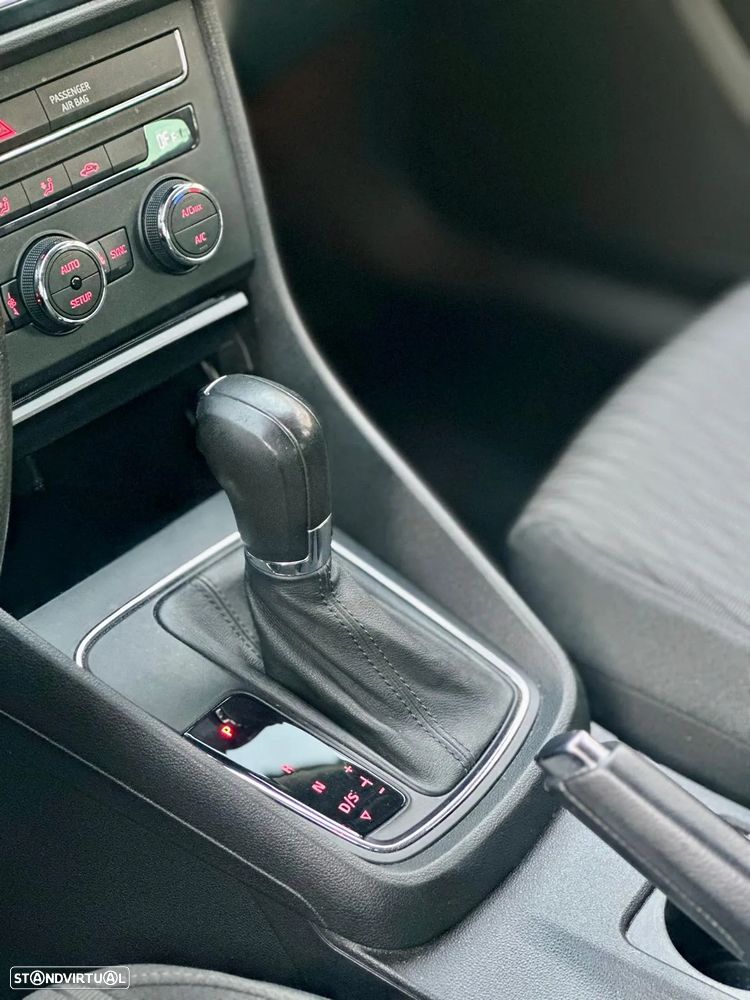 SEAT Leon 1.6 TDI Style DSG S/S - 10