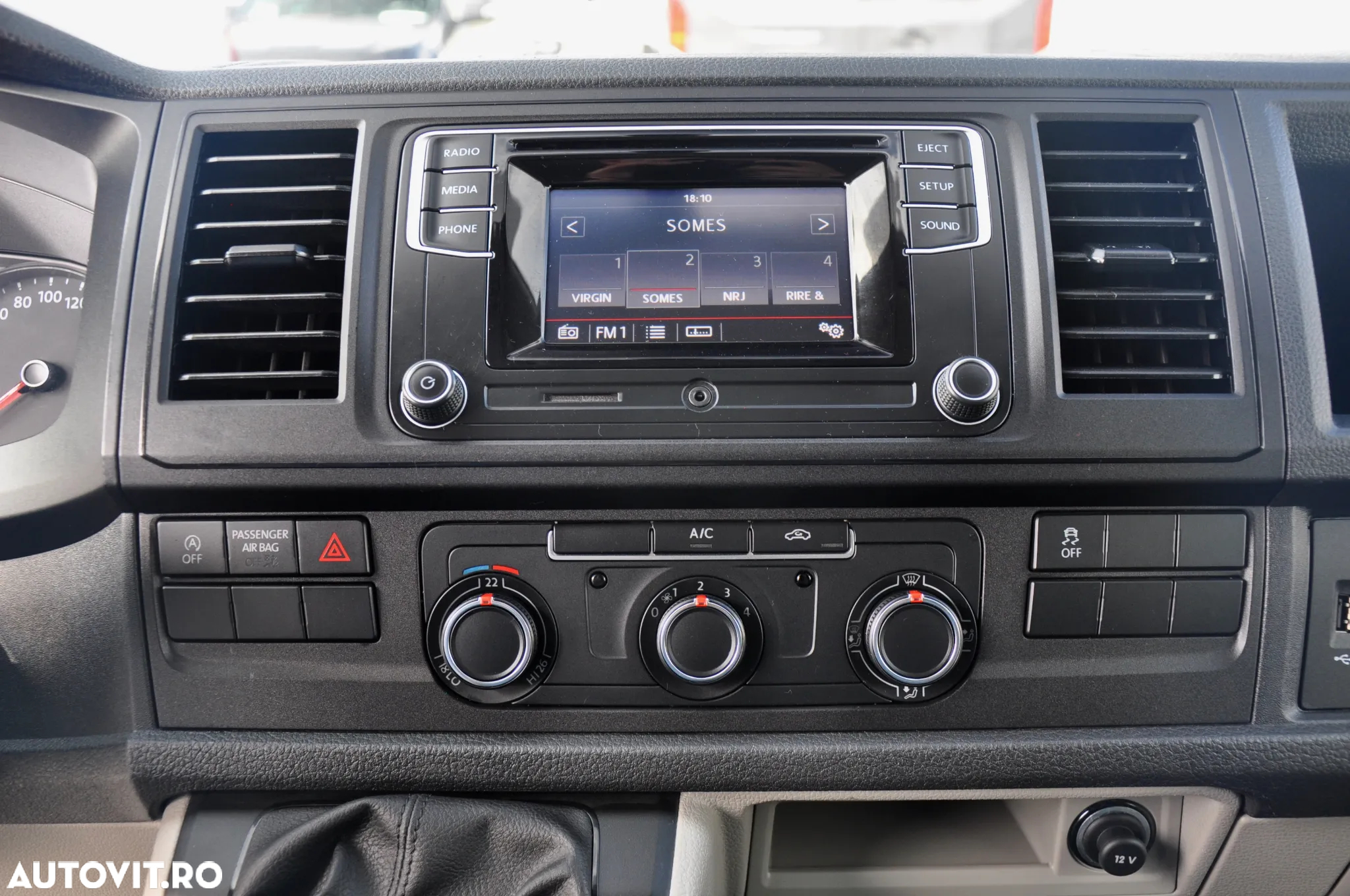 Volkswagen Transporter T6 L2H1 Van - 15