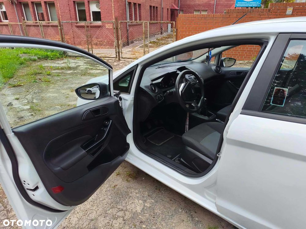 Ford Fiesta - 3