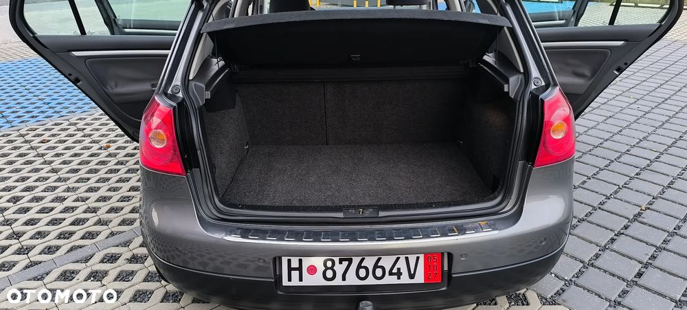 Volkswagen Golf 1.6 Goal - 24