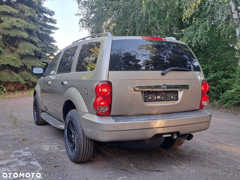 Dodge Durango - 8