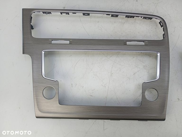ramka obudowa licznika panelu nawiewu radia osłona vw golf VII 7 5G1863100 5G1819743 5G0857059 - 2