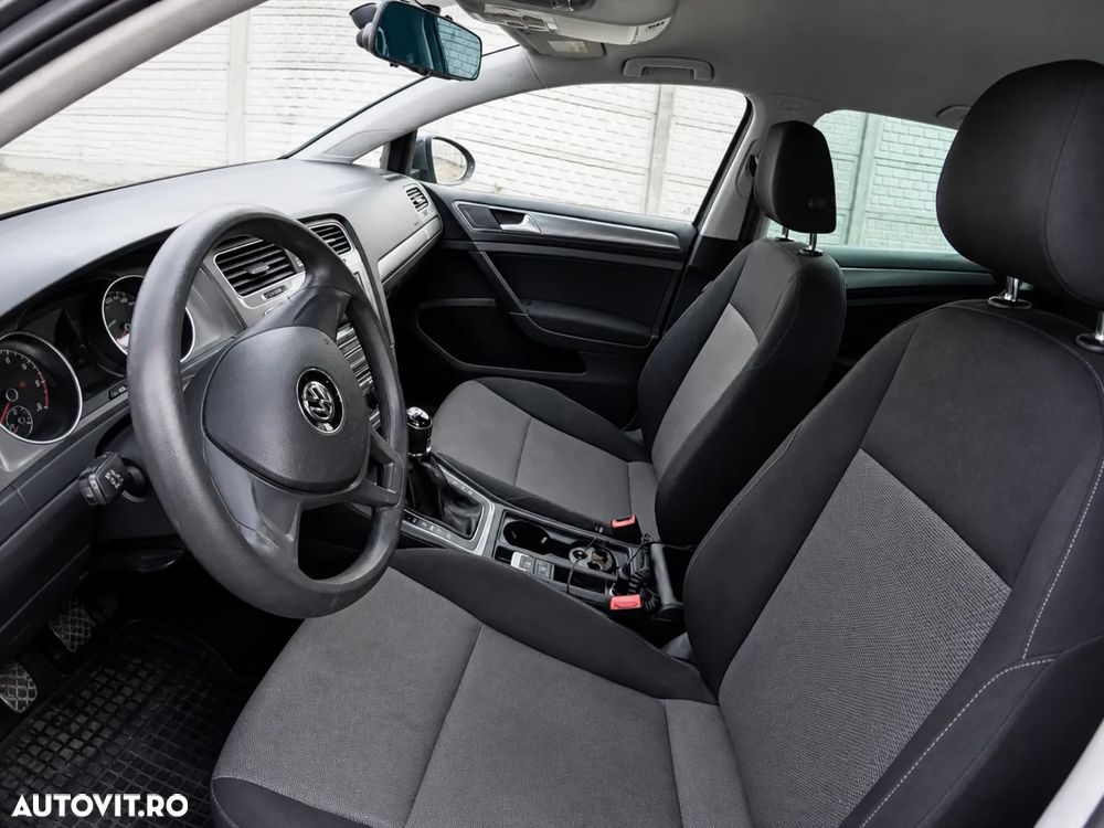 Volkswagen Golf 1.6 TDI DPF BMT Comfortline - 8