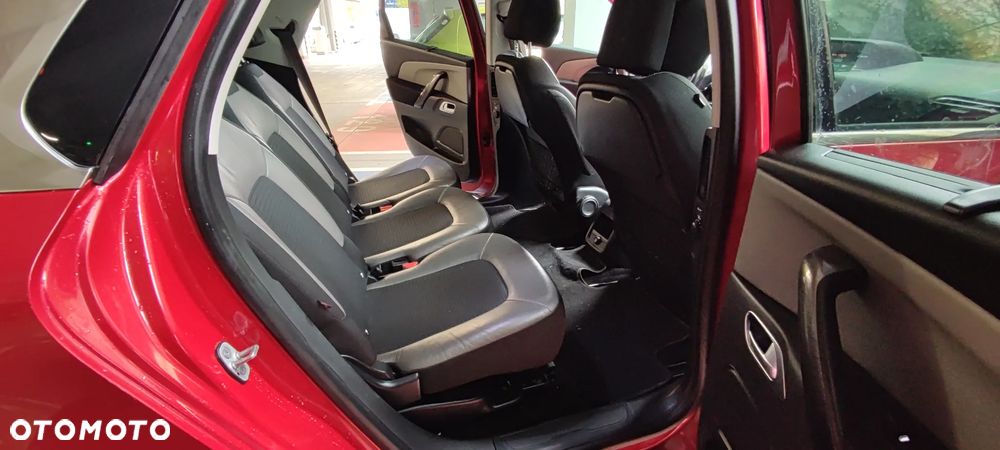 Citroën C4 Picasso PureTech 130 Stop&Start Exclusive - 31