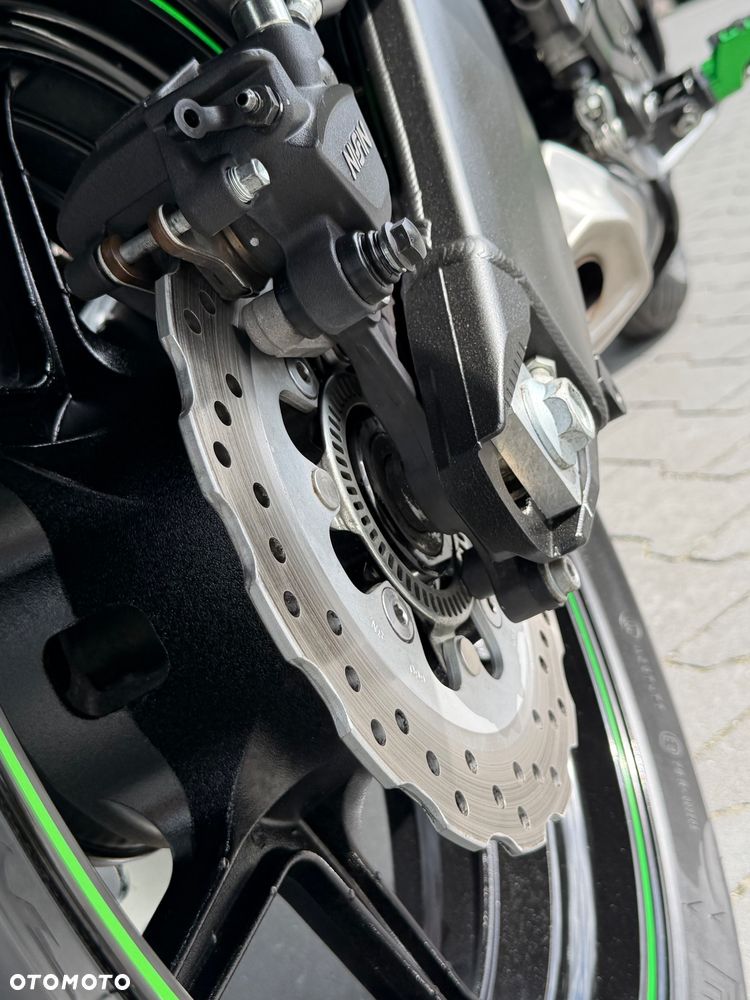 Kawasaki Versys 650 - 12
