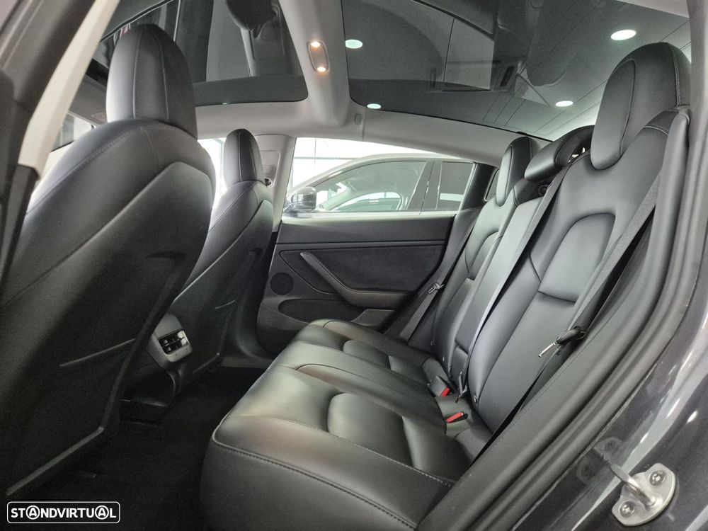 Tesla Model 3 Long Range Tração Traseira - 11