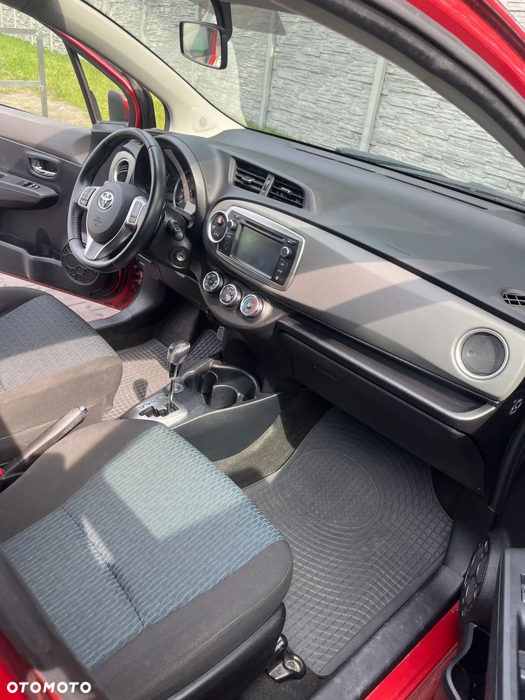 Toyota Yaris - 5