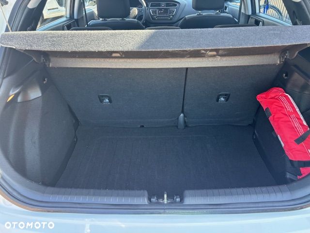 Hyundai i20 1.0 T-GDI Classic Plus DCT - 19