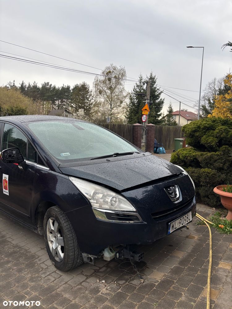 Peugeot 5008 1.6 Active 7os - 2