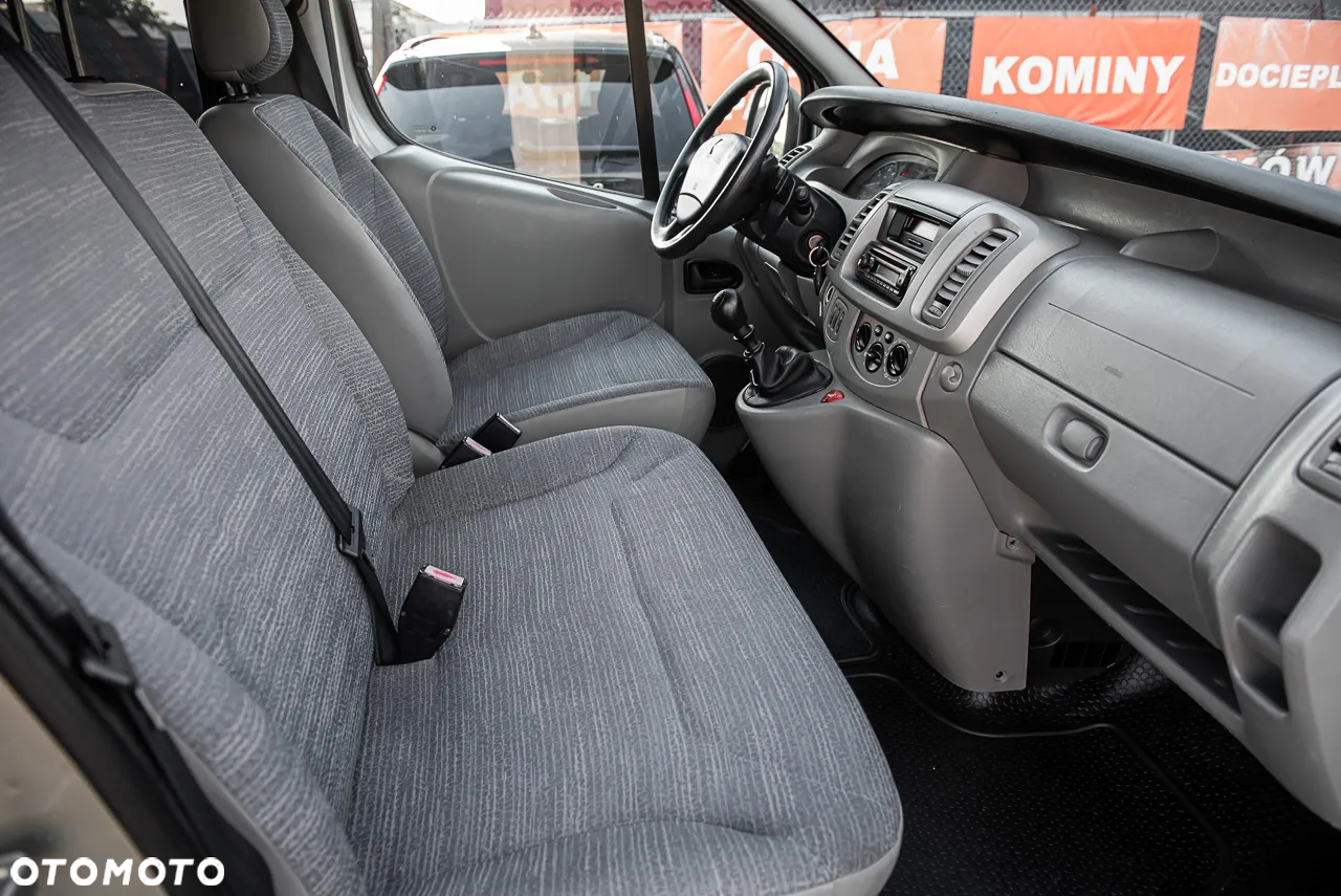Renault Trafic - 21