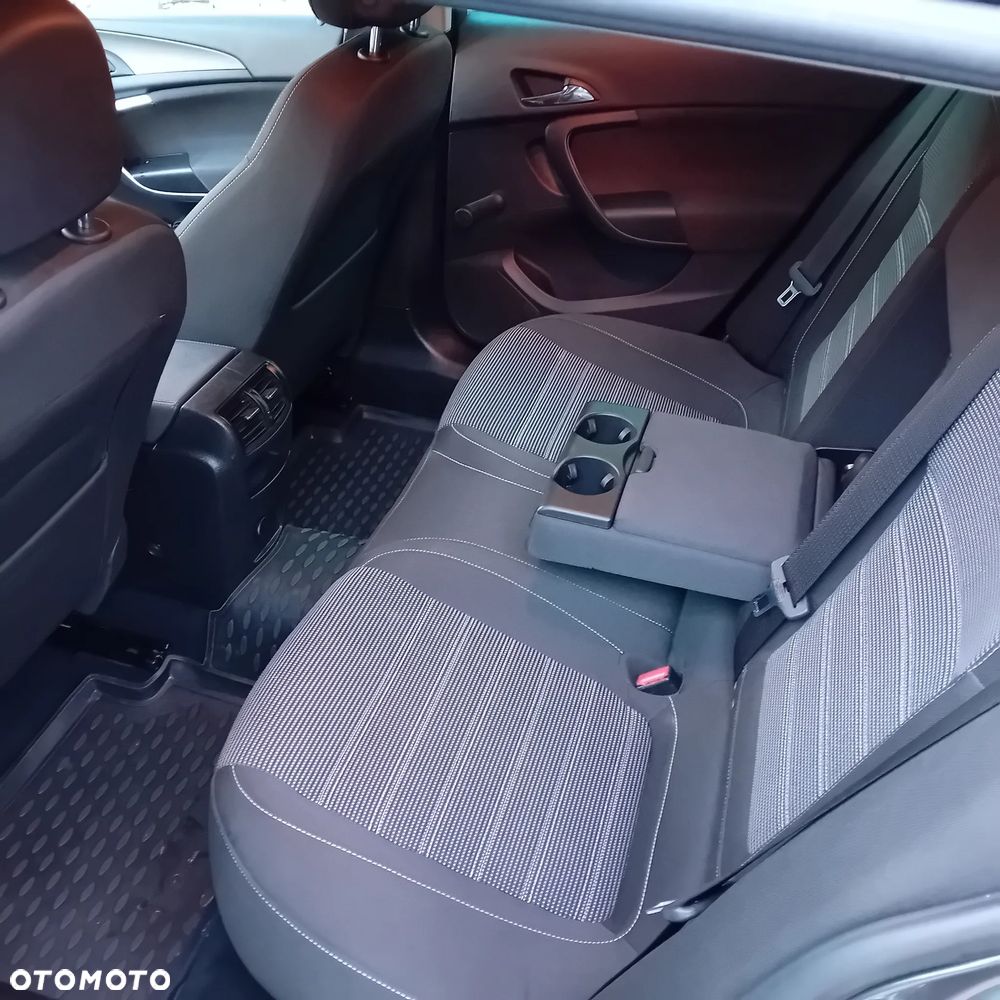 Opel Insignia 2.0 CDTI - 34