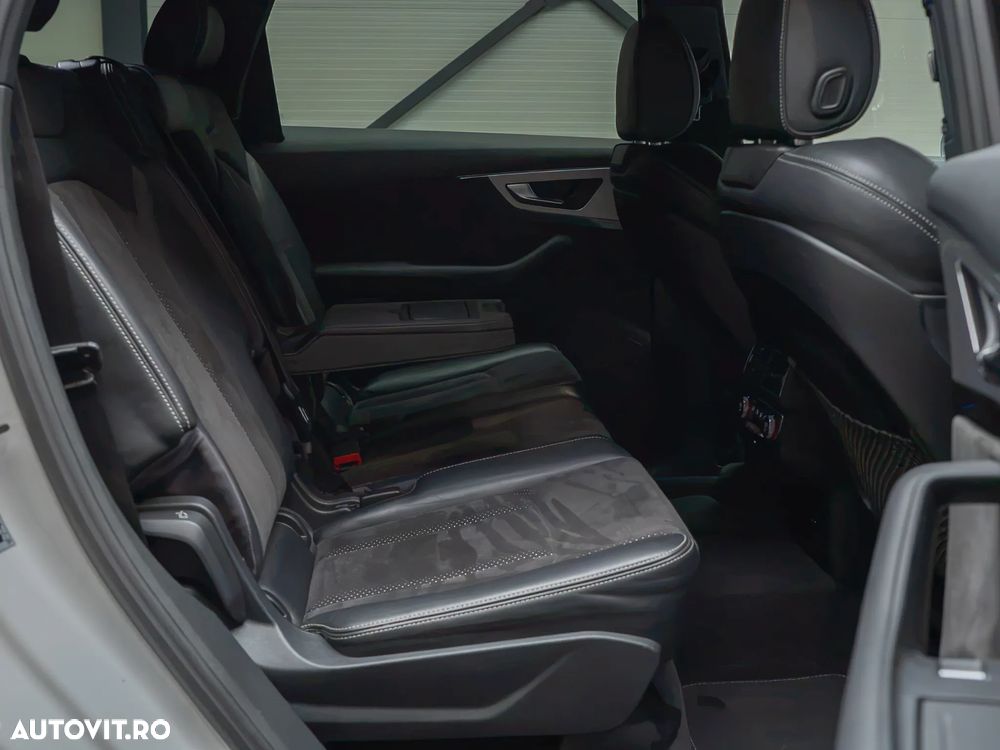 Audi Q7 - 25