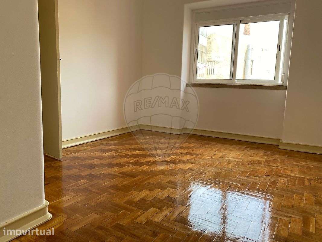 Apartamento T1 para arrendamento - Grande imagem: 2/9