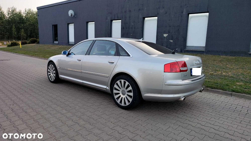 Audi A8 - 3
