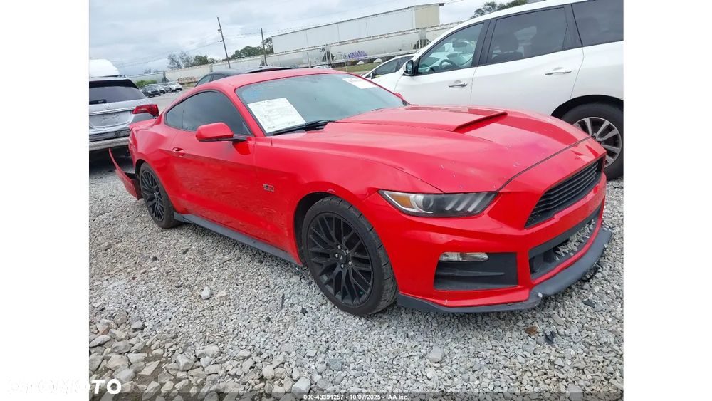 Ford Mustang - 1