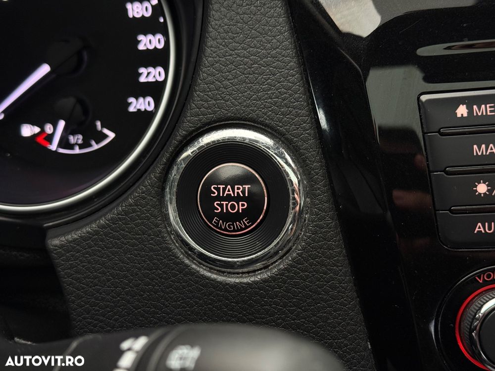 Nissan Qashqai 1.5 DCI N-CONNECTA - 30
